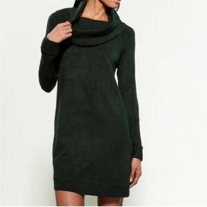 NWT Vince Camuto hunter emerald green cowl neck shift sweater dress Large
